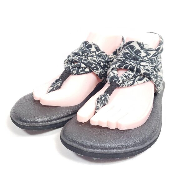 Sanuk Yoga Sling Sandals Women's Size 9 Black/White Floral Fabric - Picture 2 of 7